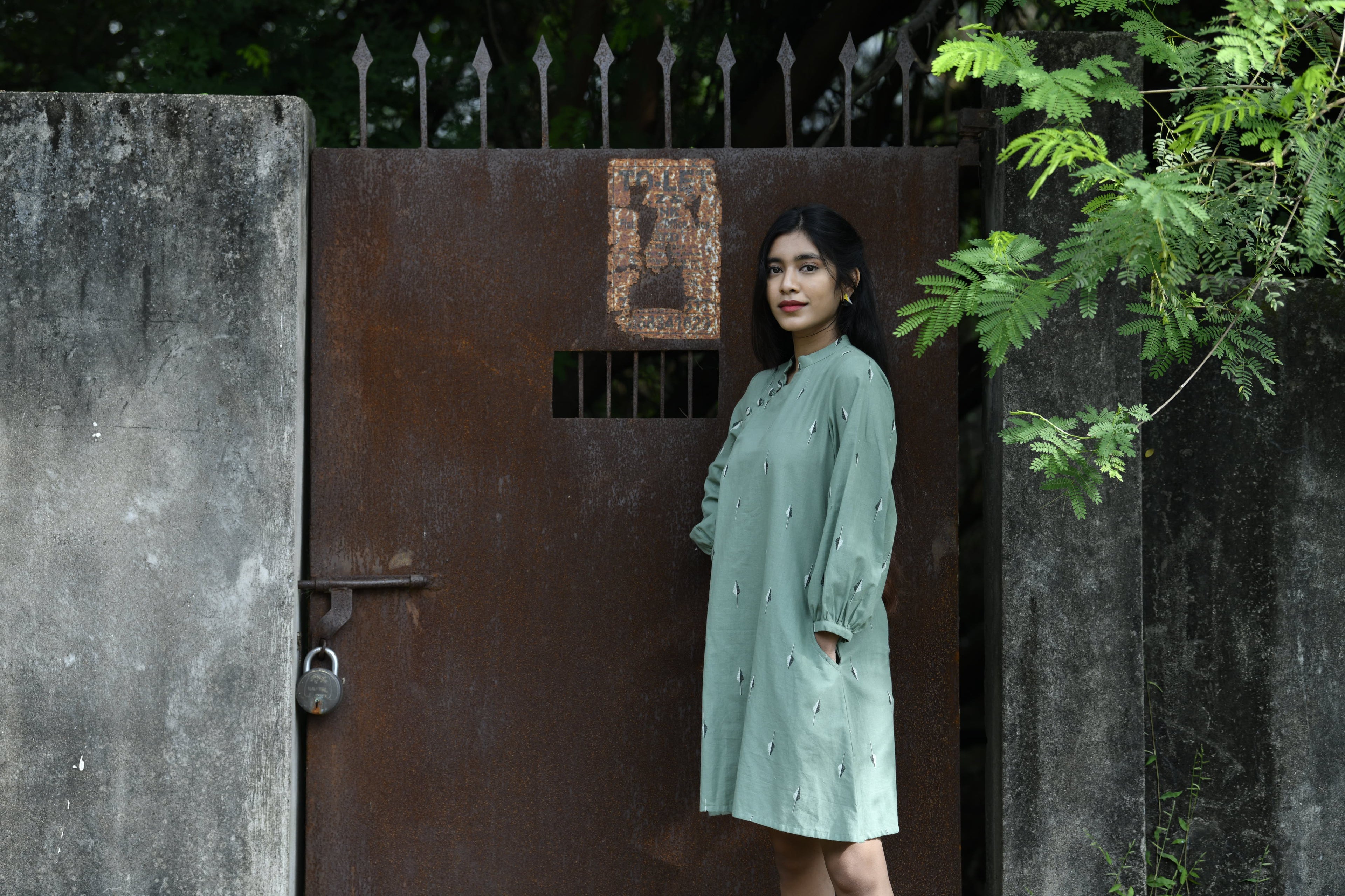 Mandarin Collar Green Handloom Dress