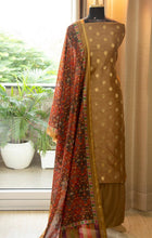 Load image into Gallery viewer, Benarsi Muga Silk Suits