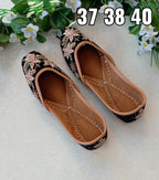 Punjabi Juttis