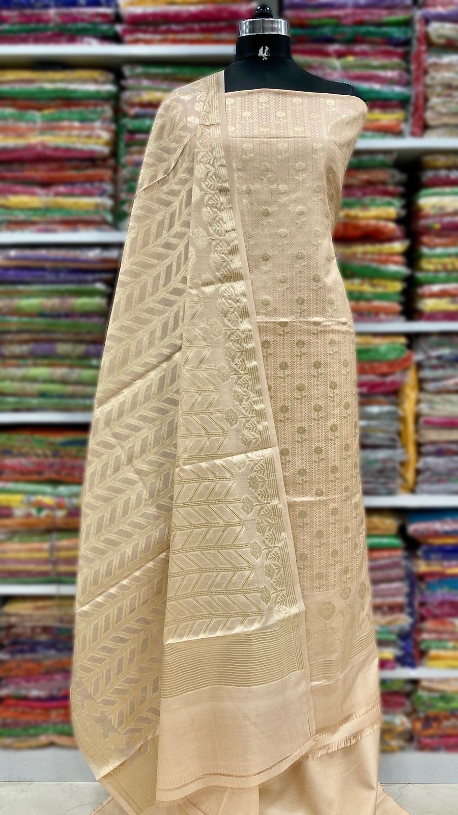 Benarsi Soft Alfi Suits