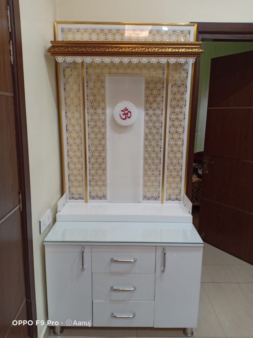 Beautiful Hand Crafted Temples Floor Model