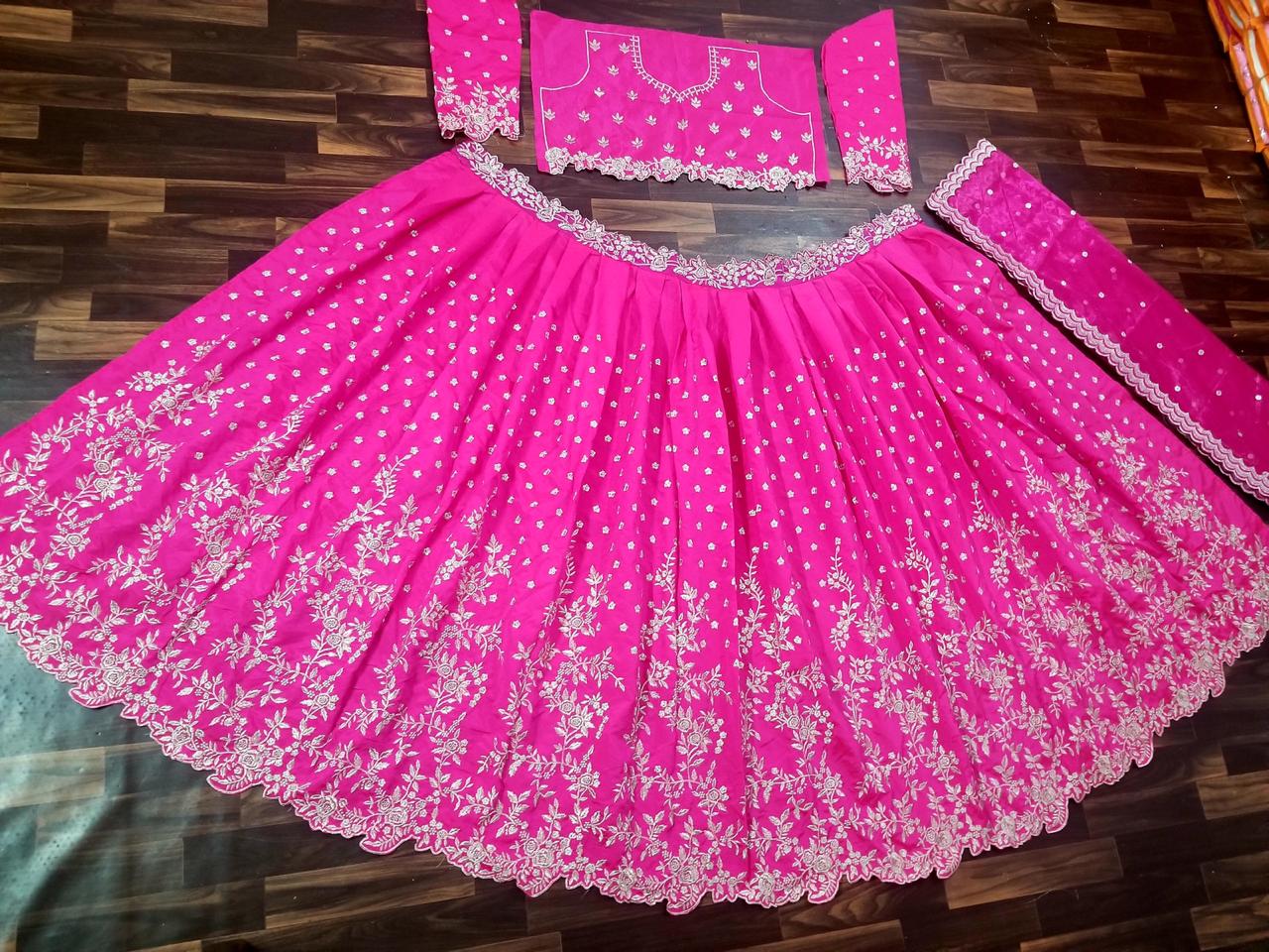 Designer Lehenga Choli