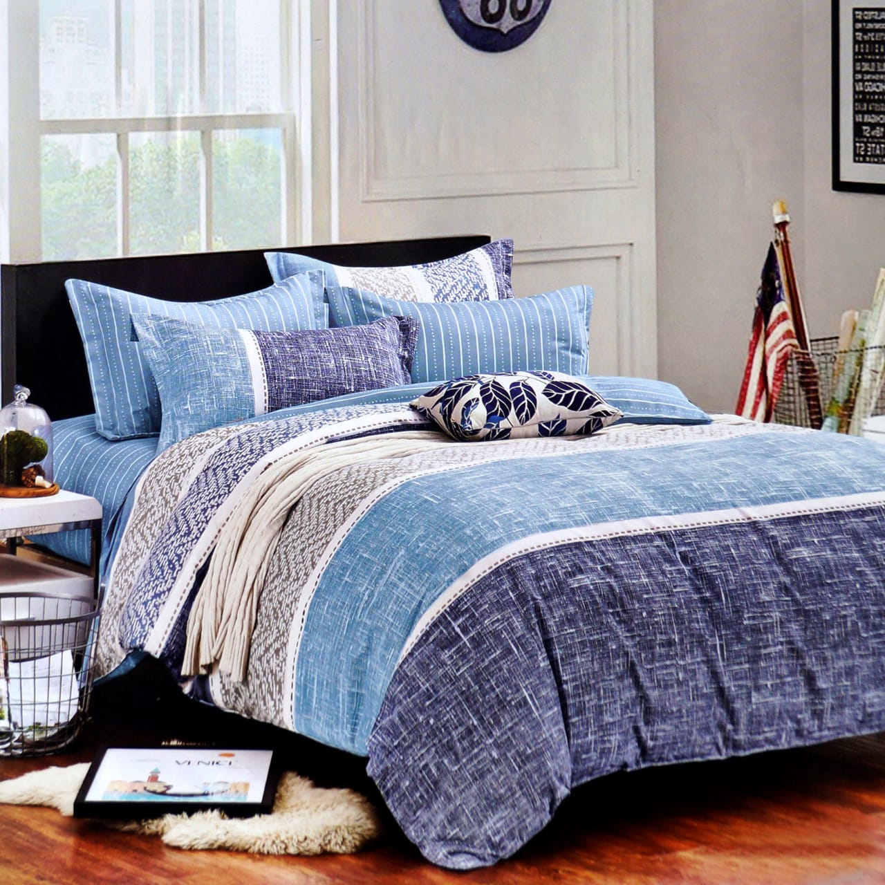 Vegas Comforter Set