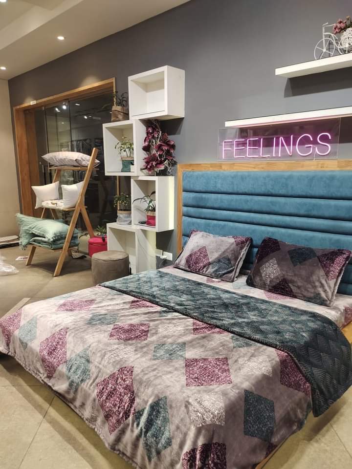 Beautiful Duvet Set 4 Pcs by Rosepetal