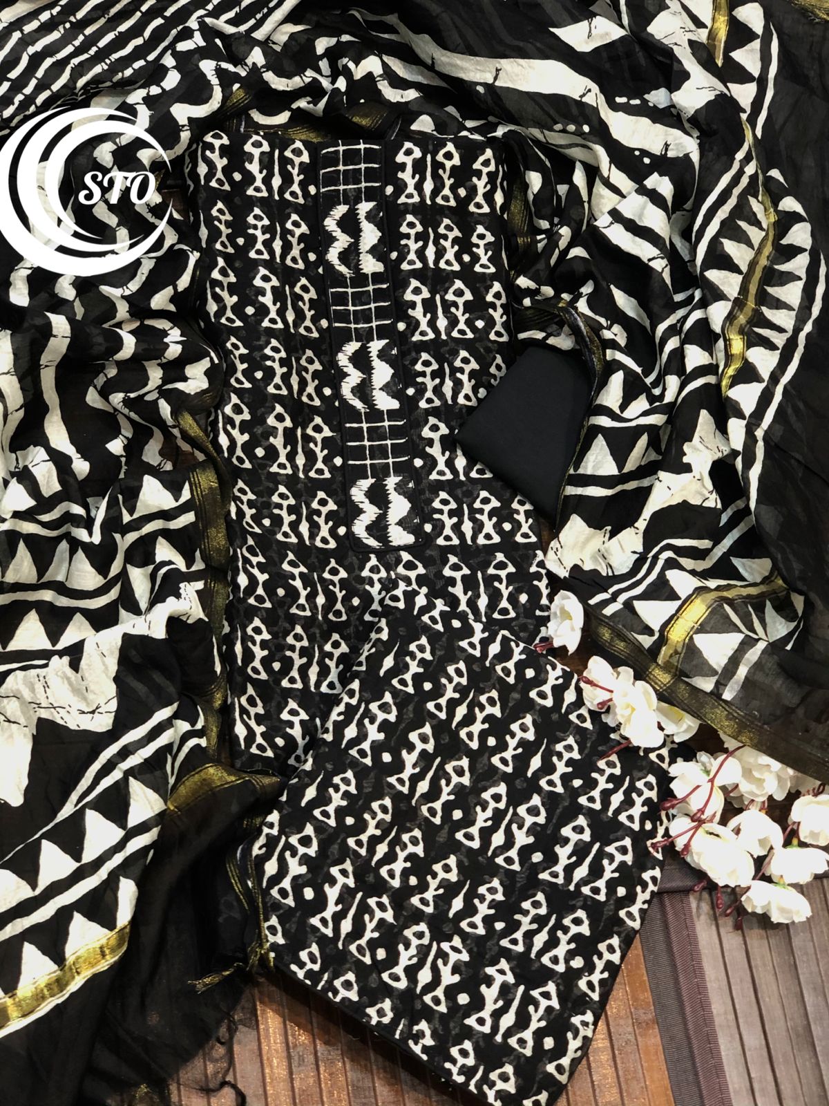 Maheshwari Silk Suits with Cotton Bottom