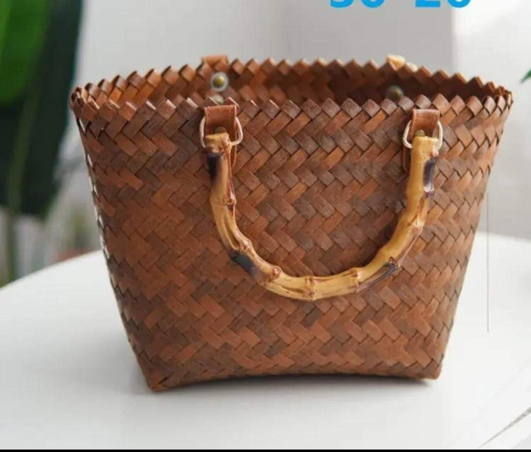 Women Straw HandBags
