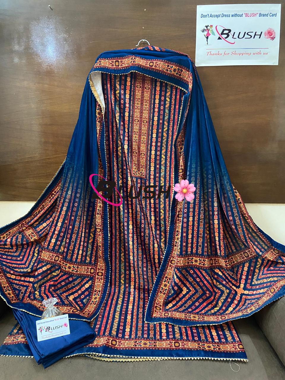 Velvet Digital Print Top n Stole with Pashmina Bottom