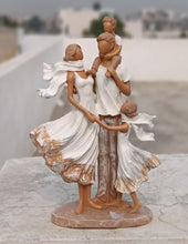 Load image into Gallery viewer, Polyresin Statues Valentine Day Special