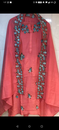 Muslin Suit with thread work