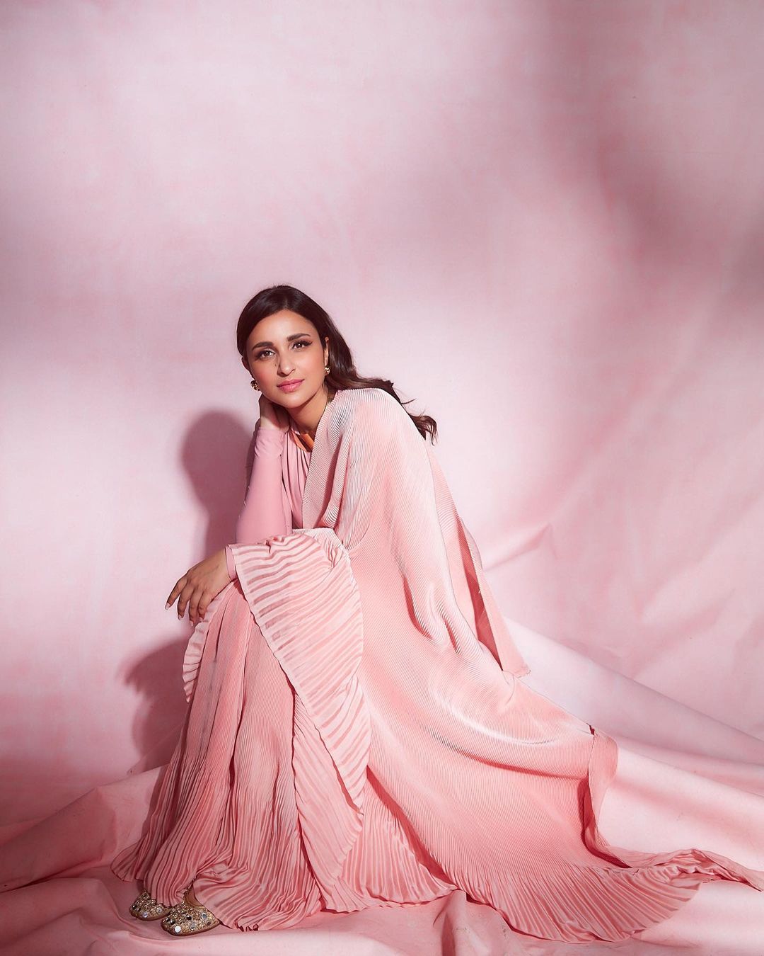 Soft Light Weight Crush Sarees