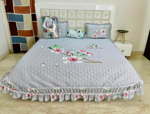 Quilted Bedcovers with pillow covers