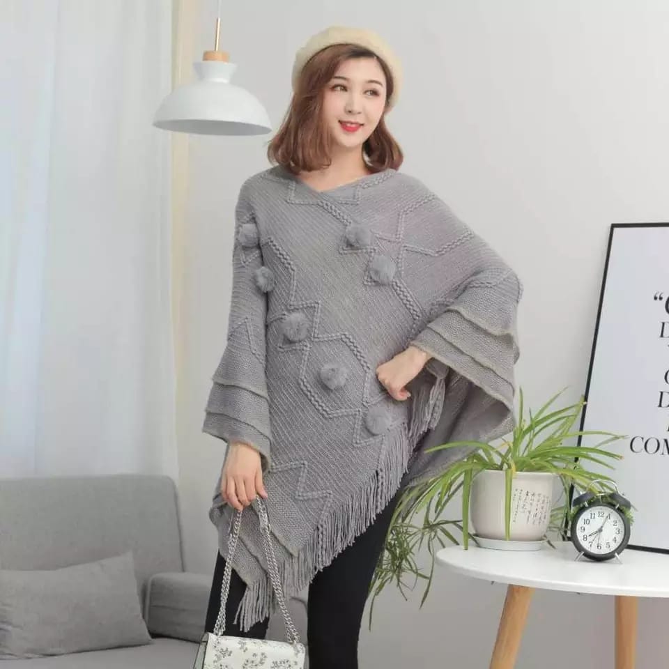 Pom pom Poncho