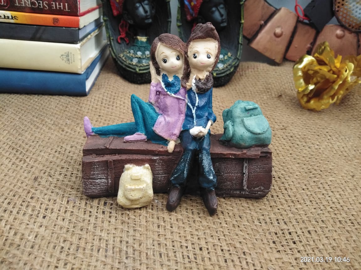 Polyresin Statues Valentine Day Special
