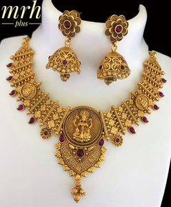Beautiful Antique Necklace Sets