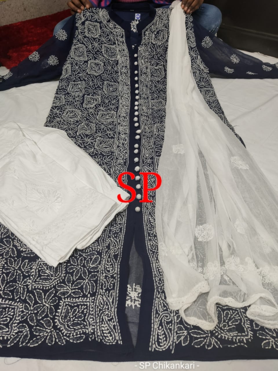 Chikankari Kurti Pant