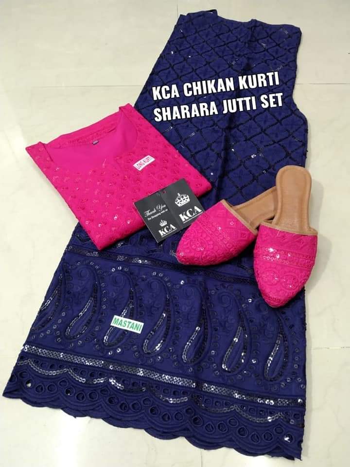 Beautiful Kurti Mastani Set with Juttis