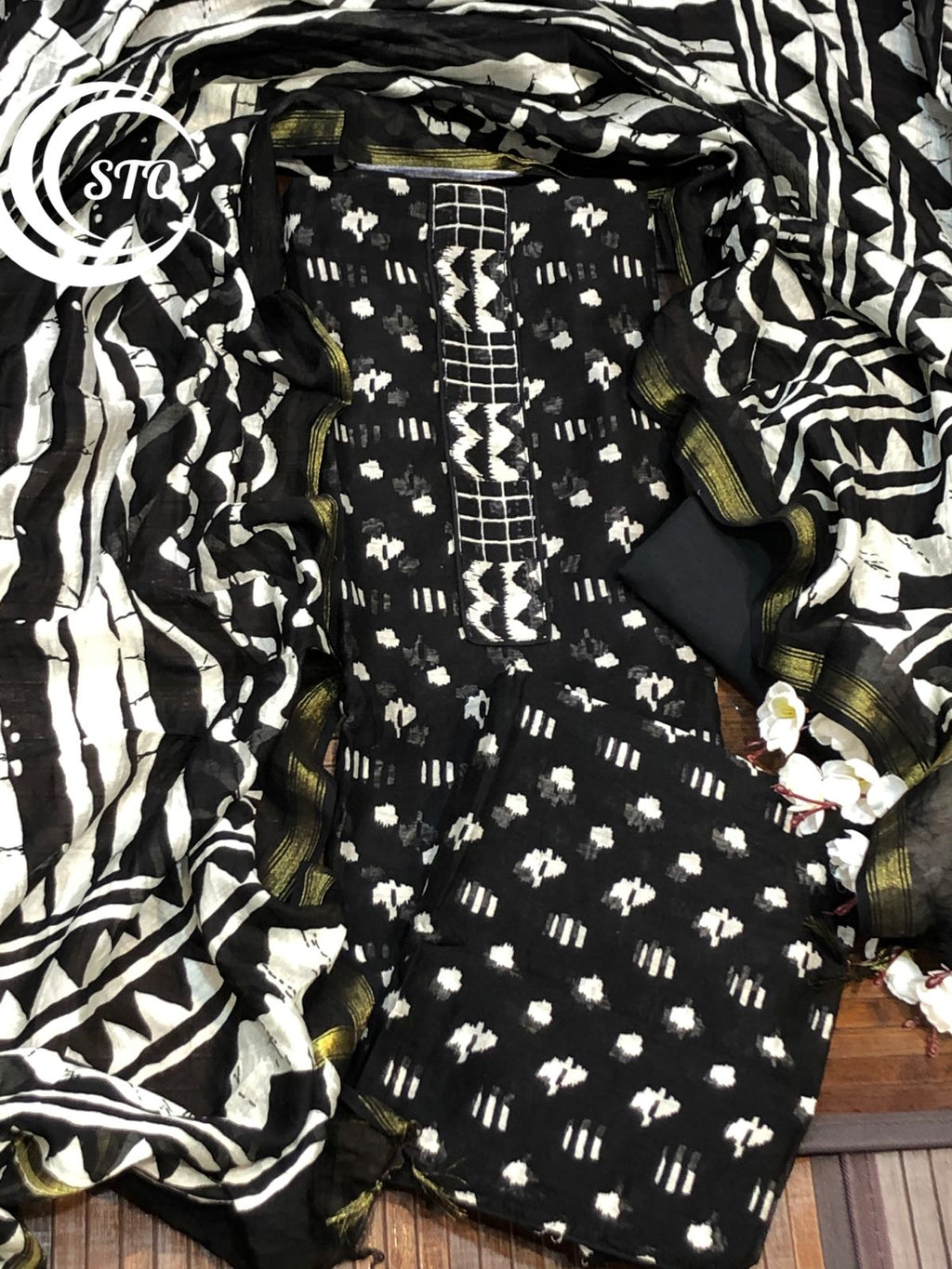 Maheshwari Silk Suits with Cotton Bottom
