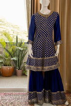 Load image into Gallery viewer, Beautiful Chinnon Short Anarkali with Garara